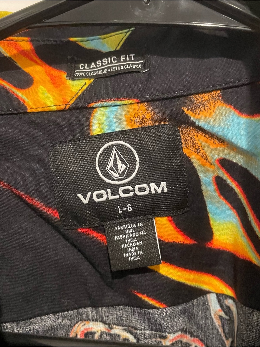 Volcom - VHTF Paradise Bound print - Short Sleeve Button Down Shirt - Size Large - Picture 5 of 9